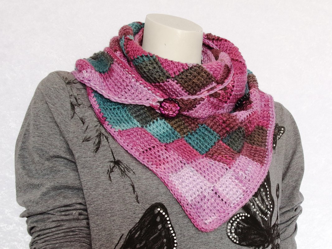 Crochet pattern shawl, triangular shawl Tunisian crochet Afghan Diamonds - Image 2