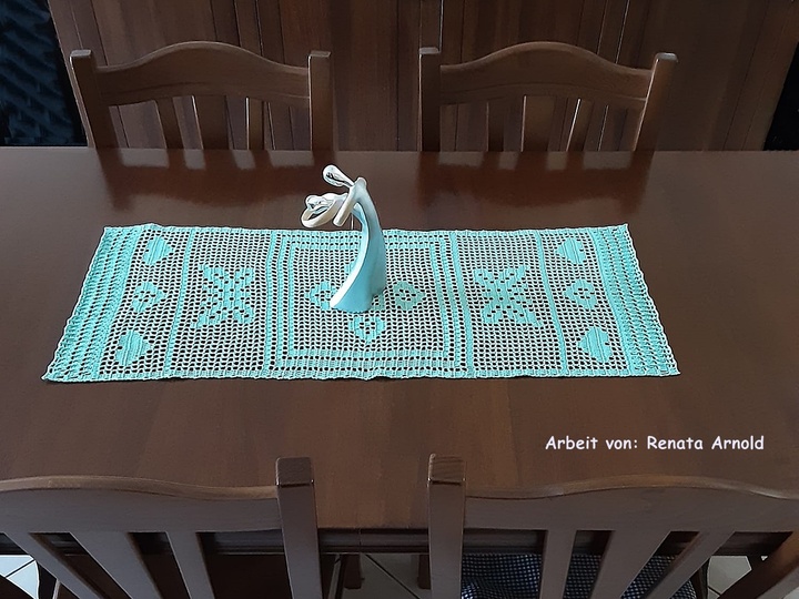 Häkelanleitung Tischläufer "Schmetterlingsherz"