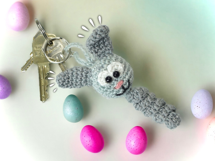 Bunny Worms lucky charm - Crochet Pattern