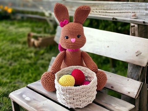 Häkelanleitung Hase Lola mit Osterkörbchen