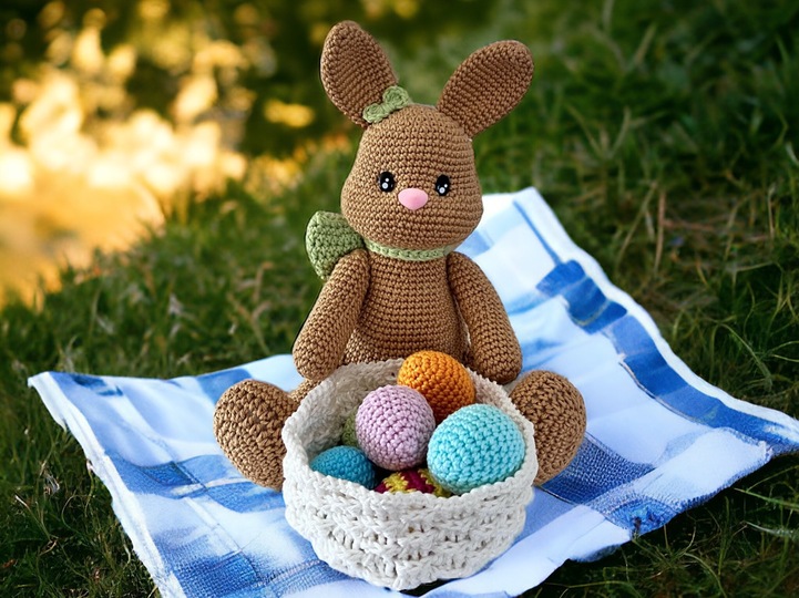 Häkelanleitung Hase Lola mit Osterkörbchen