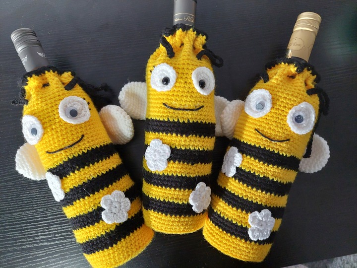 Häkelanleitung Flaschenhülle lustiges Bienchen!