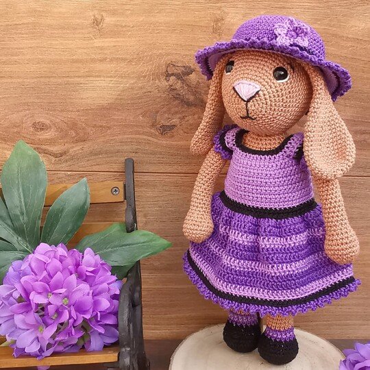 MISS MATHILDA - crochetpattern bunny with dress and hat