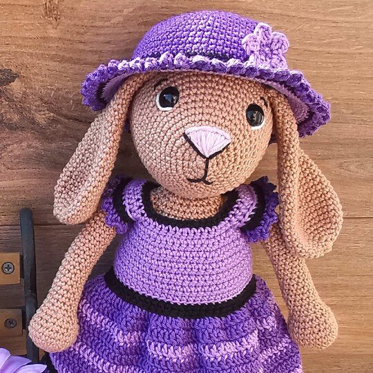 MISS MATHILDA - Häkelanleitung Hase mit Kleid und Hut