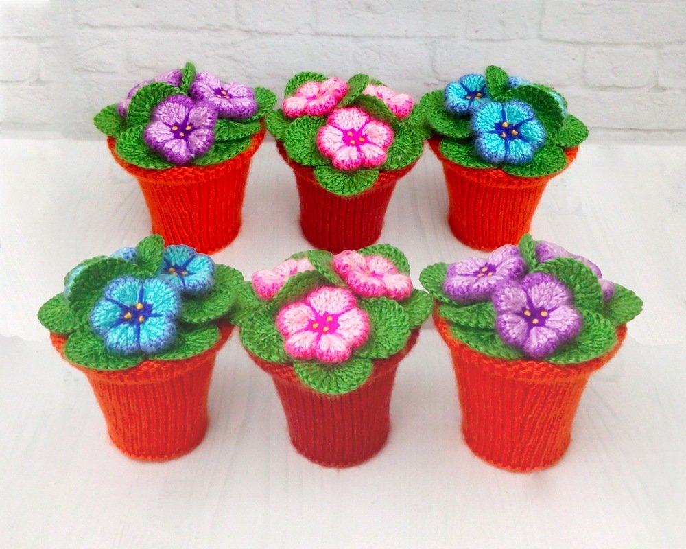K002 Violets flowers in knitted pots. Window decor home decoration - Image 5