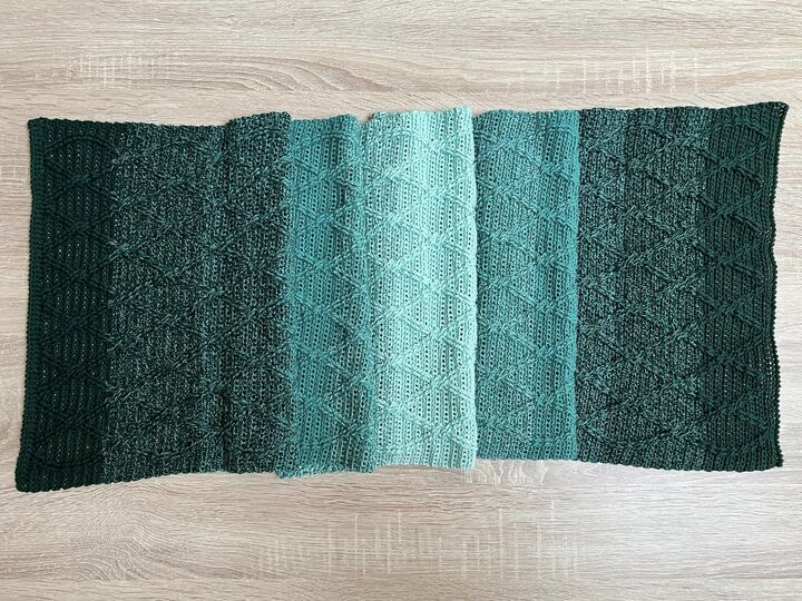 Markian - Schal oder Stola im Rautenmuster aus Reliefstäbchen - Herrenschal