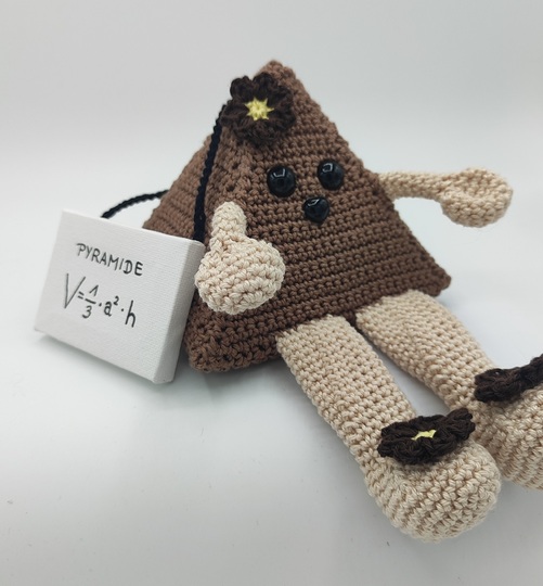 Peter die Pyramide mit mathematischer Formel, Häkelanleitung