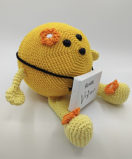 Karla die Kugel, mit mathematischer Formel, Häkelanleitung