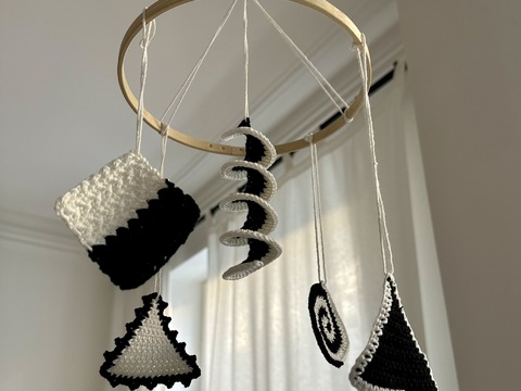 Häkelanleitung für Kontrast Anhänger / Mobile