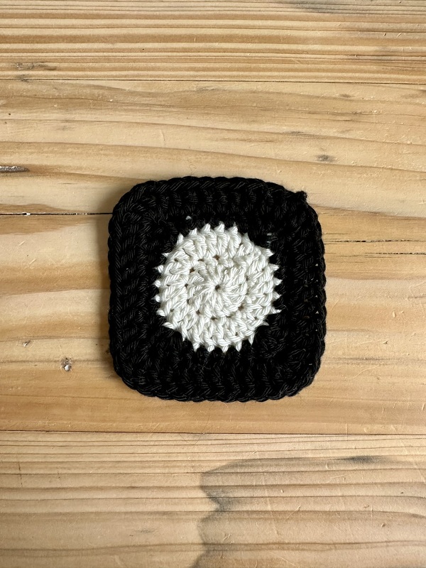 Crochet Pattern for Contrast Pendant / Mobile - Montessori Inspired - Image 10