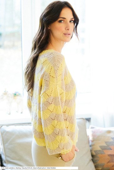 Pulli mit Wellenmuster in Gelb und Beige