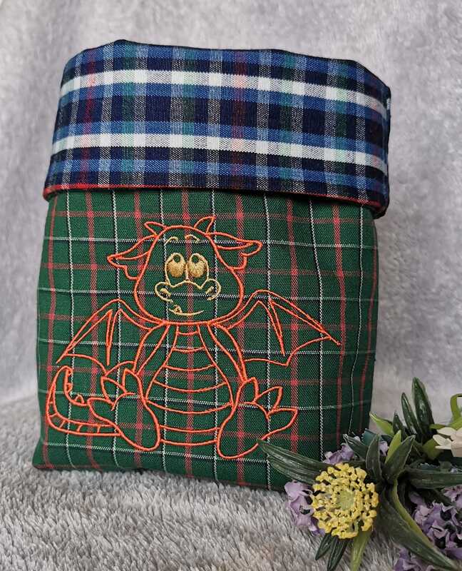 Stickdatei - Baby Drache Magamara - 2 Größen