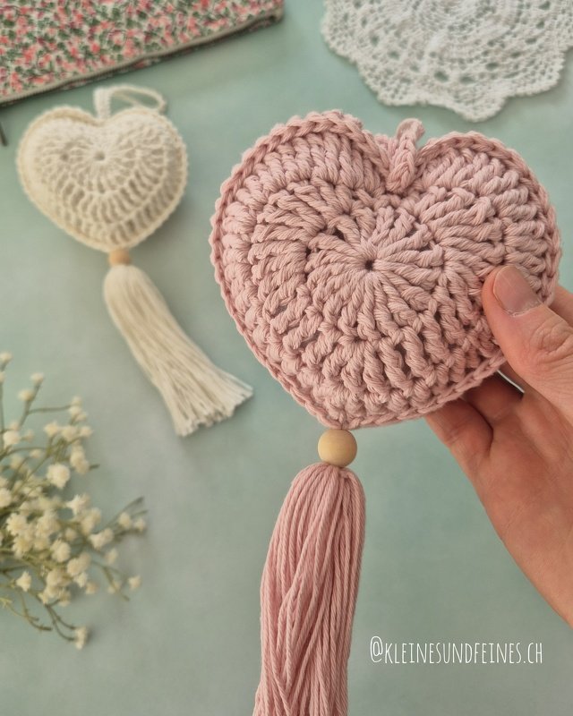 Häkelanleitung: "Boho Herzen" - tolle Herzen im beliebten Boho-Stil häkeln - Bild 7