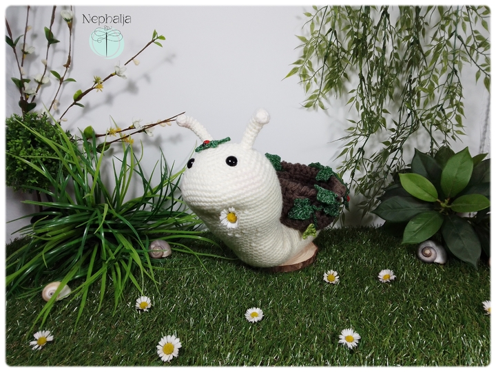 Schnecke mit Körbchen - Häkelanleitung