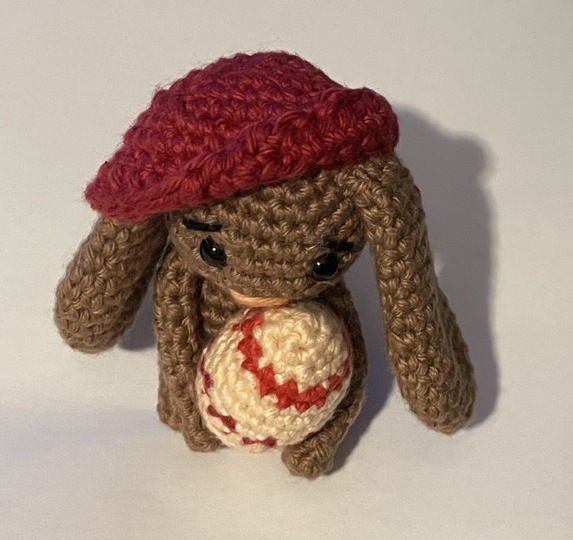 Süßes Osterhäschen mit Ei