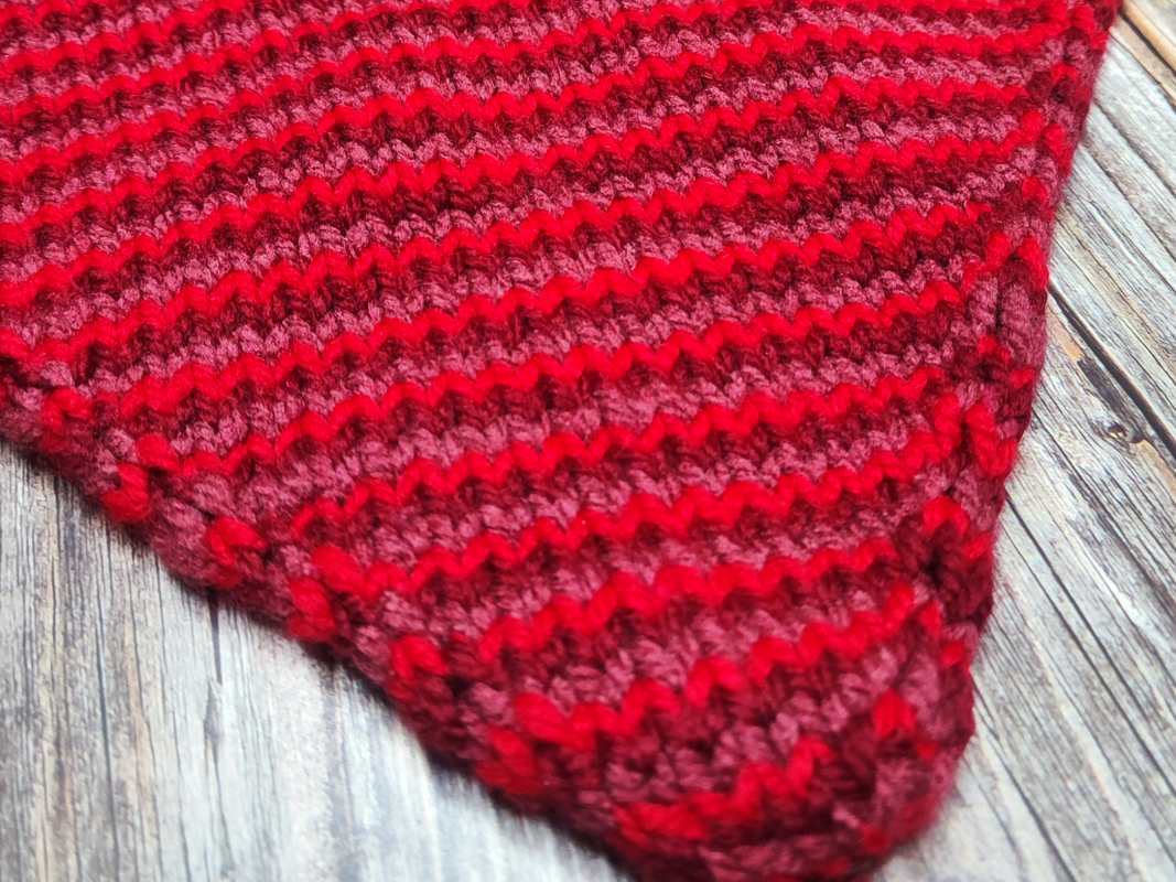 Cor Cushion - Knitting pattern for a heart shaped pillow - Image 3