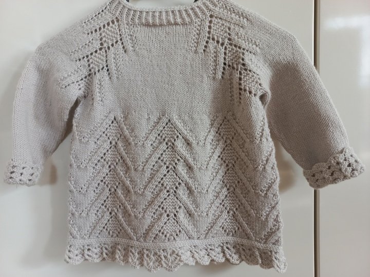 Strickanleitung Mädchenjacke in 7 Größen, 62-140, mit wunderschönem Raglan