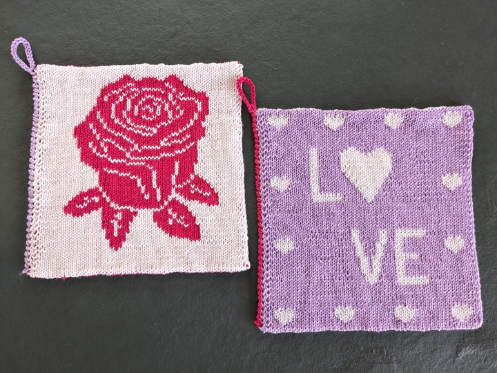 Double knitting pattern potholders "Rose Love"
