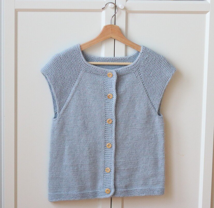 Knitting Pattern | GARDA Vest Maxi - Image 3