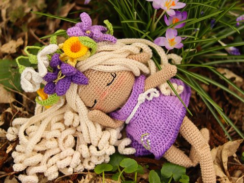 Fleur die Frühlingsträumerin Häkelanleitung