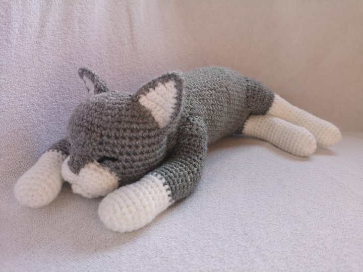 schlafende Katze - Häkelanleitung von NiggyArts