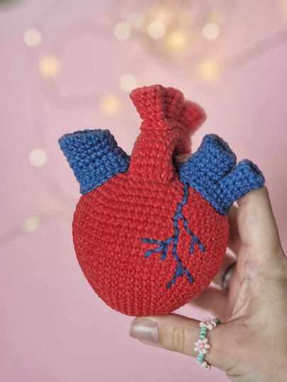 Crochet anatomical heart amigurumi pattern