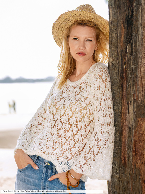 Weißer Ajourmusterpulli