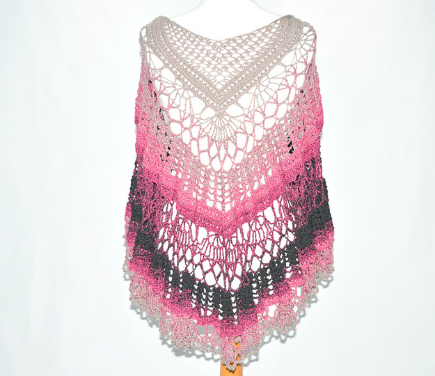 Häkelanleitung Schal für Damen Romantic Ruffle