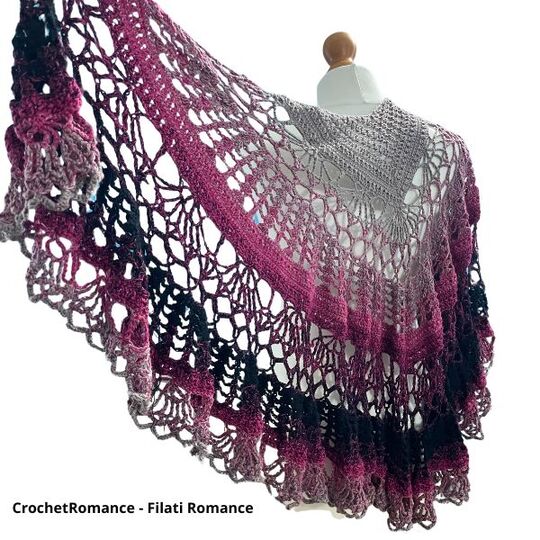 Häkelanleitung Schal für Damen Romantic Ruffle