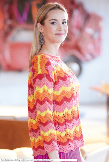 Pulli mit Lochmuster in Rosa, Rot, Orange und Gelb