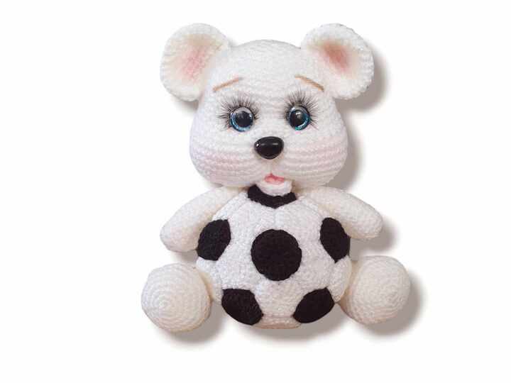 Crochet pattern football bears Bärly and Bella