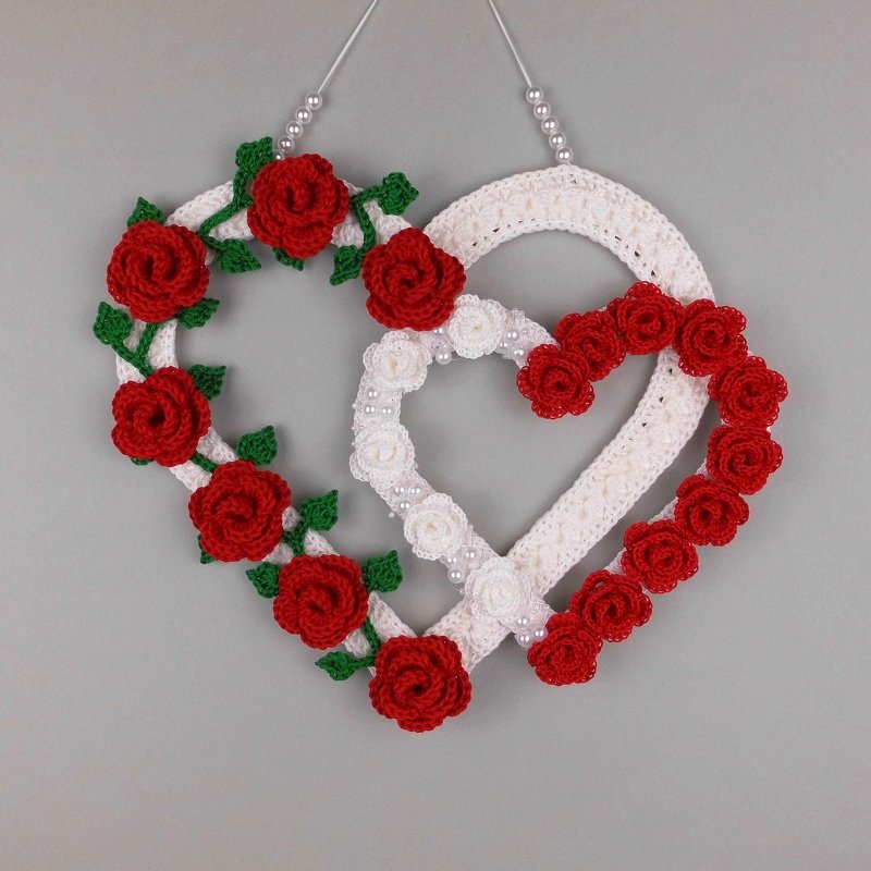 Heart with roses and tendrils - easy from scraps of yarn - Image 4