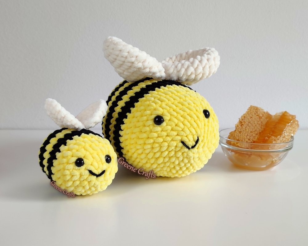 Bee Plush Toy (2 Sizes) - Crochet Pattern for Beginners - Image 3
