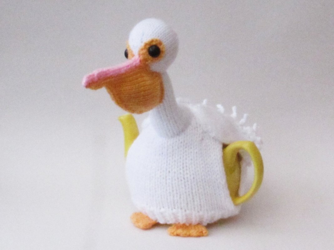 TeaCosyFolk's Pelican Tea Cosy Knitting Pattern