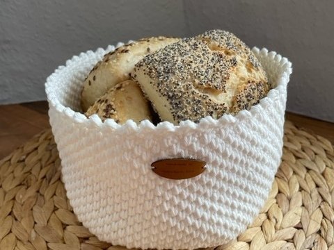 Anleitung für einen gehäkelten Brotkorb