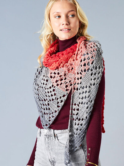 ASYMMETRISCHES TUCH KORALLE TRIFFT GRAU