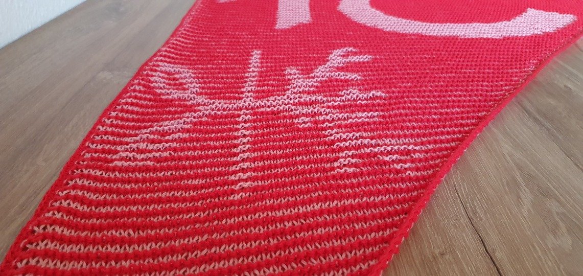 Root Chakra, Shadow Knitting, illusion Knitting, Motif Shawl