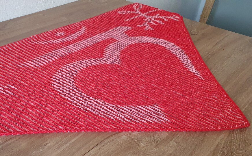 Root Chakra, Shadow Knitting, illusion Knitting, Motif Shawl