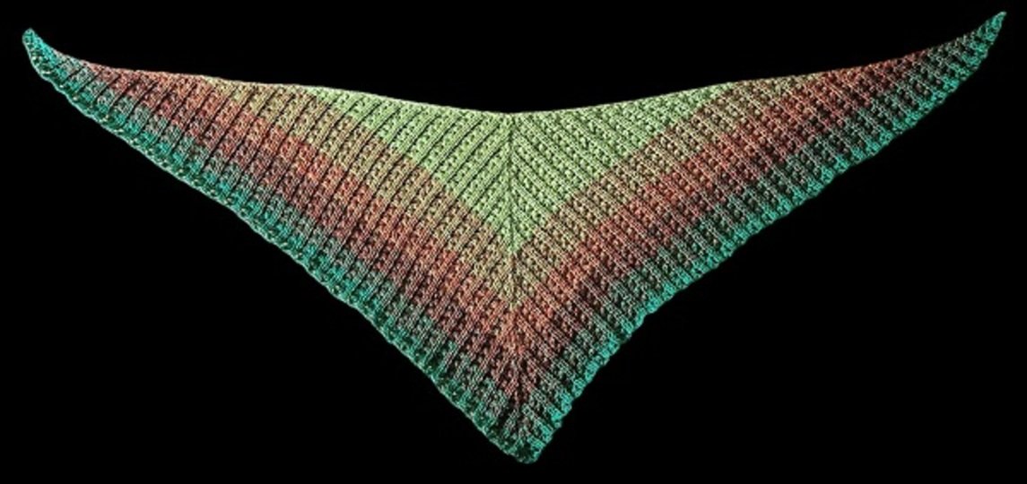 Flaches / asymmetrisches Tuch  „Grape tendril“