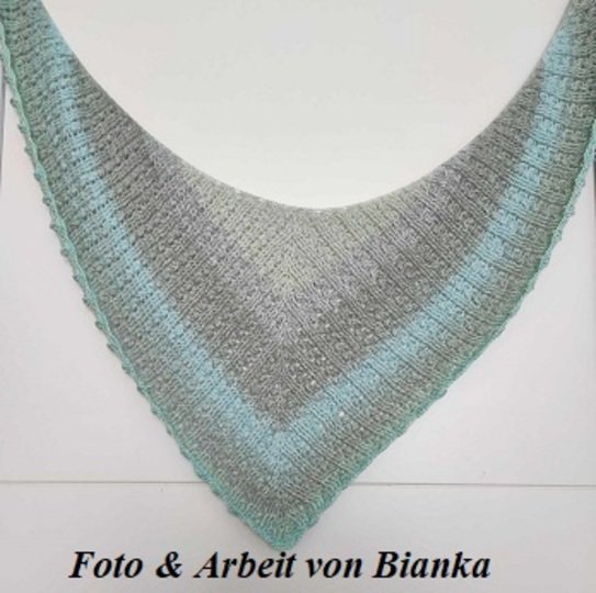 Flaches / asymmetrisches Tuch  „Grape tendril“