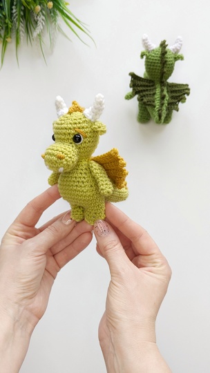 Dragon crochet pattern, amigurumi dragon toy pattern