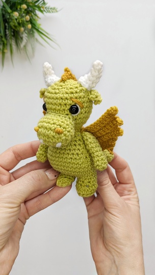 Dragon crochet pattern, amigurumi dragon toy pattern