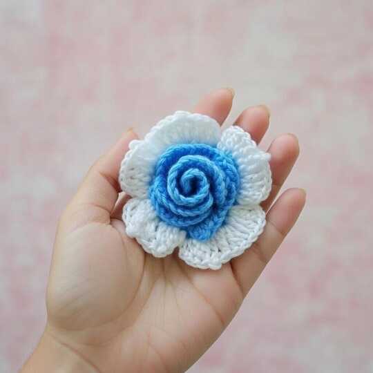 Multi- layers flower pattern