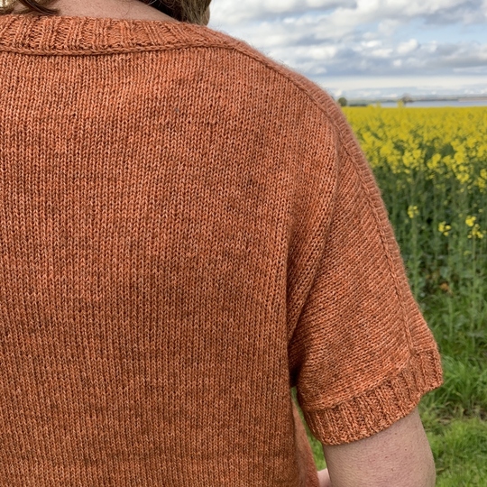 Strickanleitung Kurzarmpulli Finja Größe 36 – 46