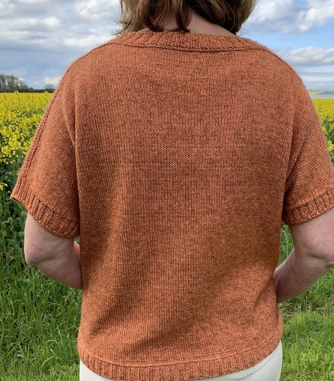 Strickanleitung Kurzarmpulli Finja Größe 36 – 46