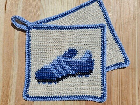 Häkelanleitung Topflappen Turnschuhe