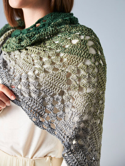 TUCH AB HALSMITTE – GRÜN TRIFFT GRAU