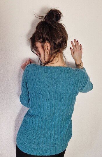 237 Strickanleitung Pullover Karoline