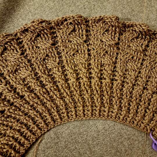 Häkelanleitung für den Pullover Trenzas