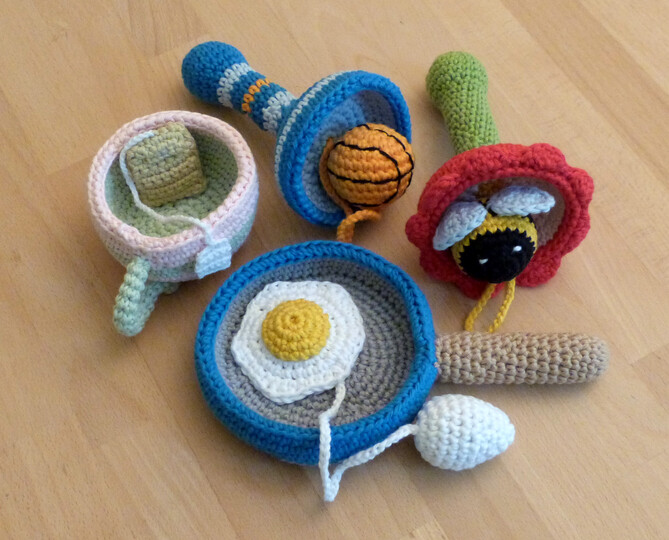 Crochet pattern 4 cup and ball games